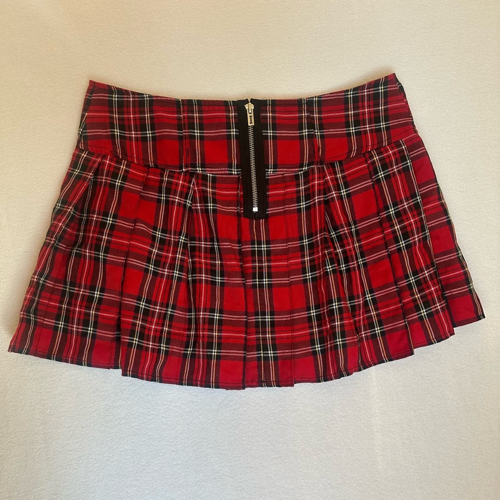 Red Plaid Academia Skirt – Size Medium | Preppy / Schoolgirl / Grunge - Picture 3 of 4